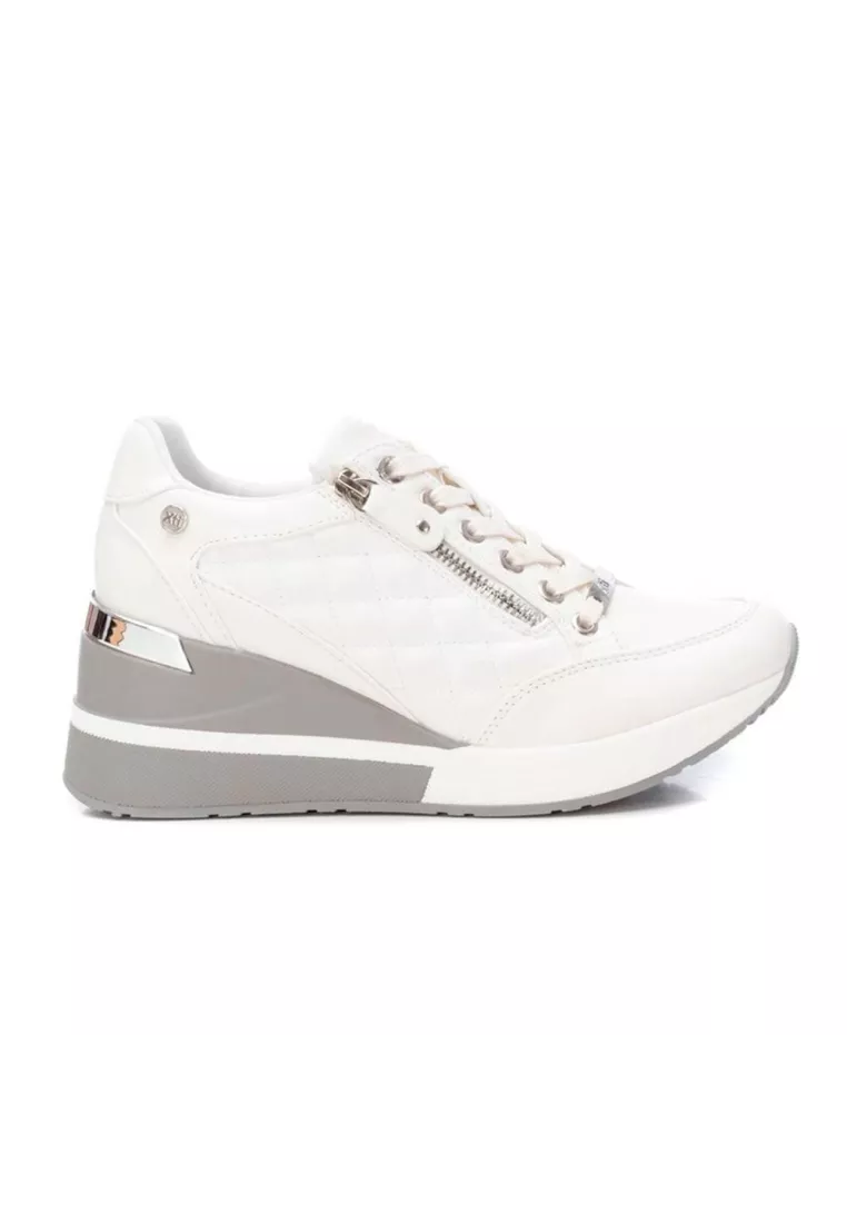 Sneaker cuña XTI-141582 blanco para mujer